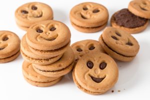 NATURAL HEALTHY SNACKS FOR KIDS