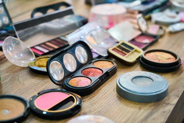 BEST FACE POWDER FOR MATURE SKIN