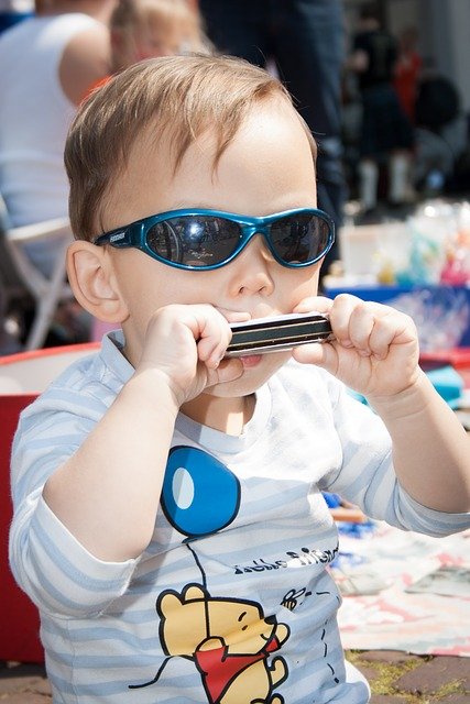 THE BEST SUNGLASSES FOR KIDS