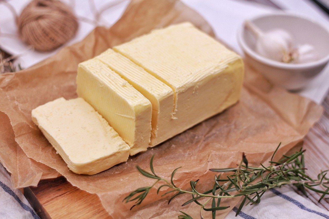Substitutes for Butter: 8 Healthy Alternatives